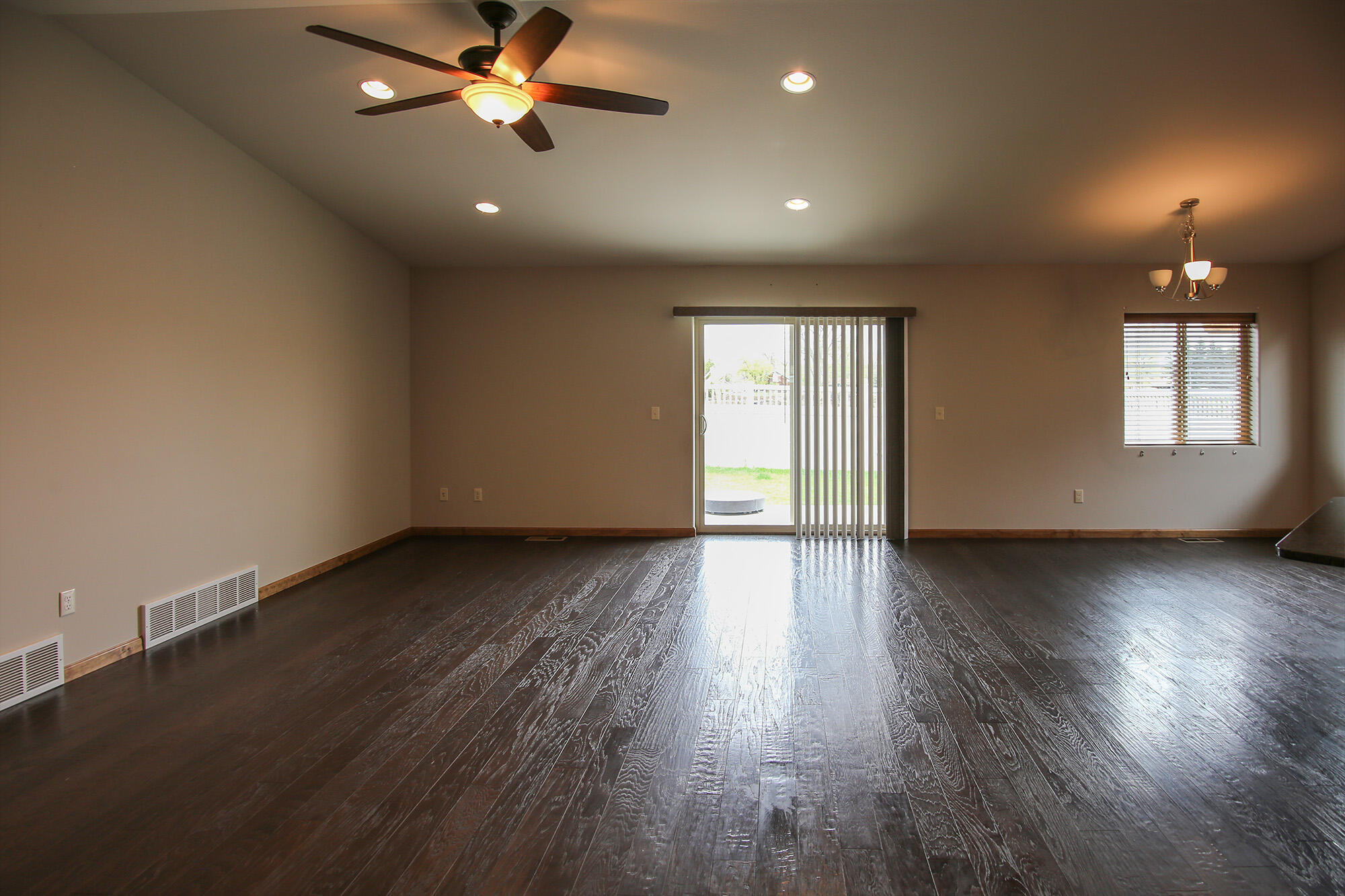 Pinyon Pl, Sheridan, WY 82801