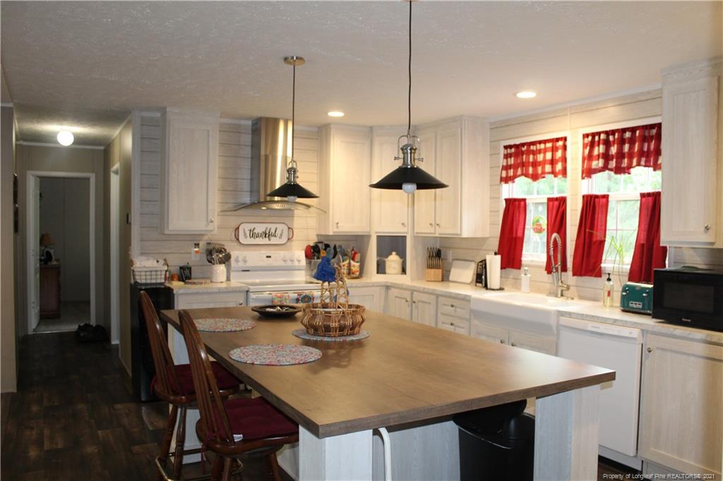 Pine St, Moncure, NC 27559