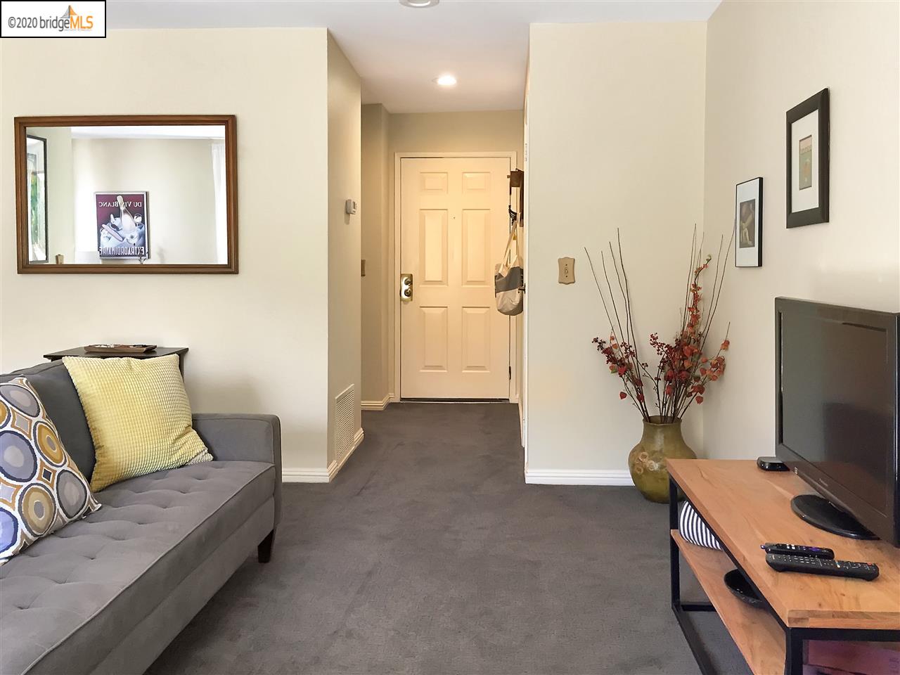 Via Verdi , El Sobrante, CA 94803