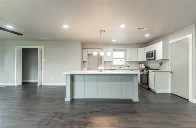 Grubb Dr, Mesquite, TX 75149