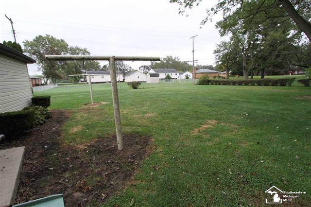 Lasalle Rd, Monroe, MI 48162