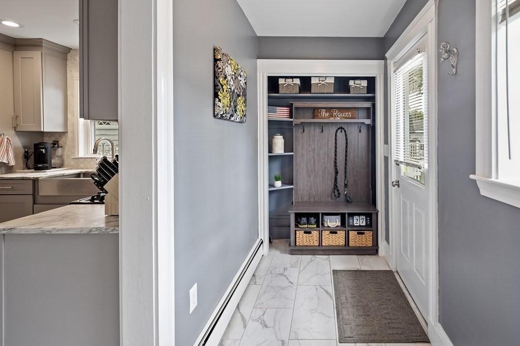 Hobomack Rd, Quincy, MA 02169