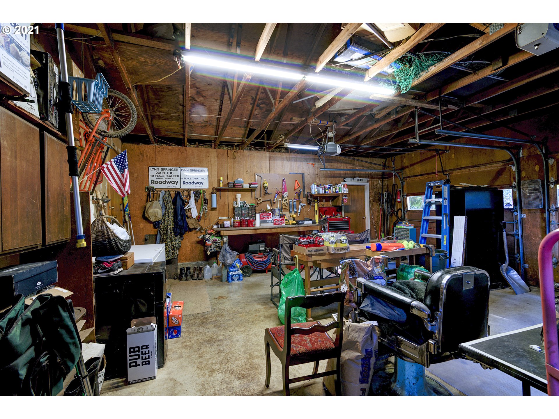 Highway 211 , Molalla, OR 97038