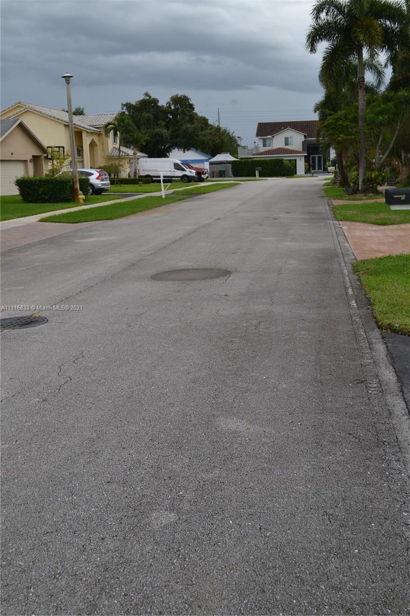 55th Ave, Davie, FL 33314