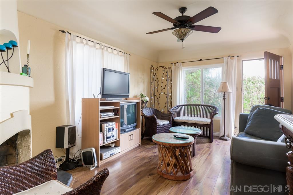 Monroe Ave, San Diego, CA 92116