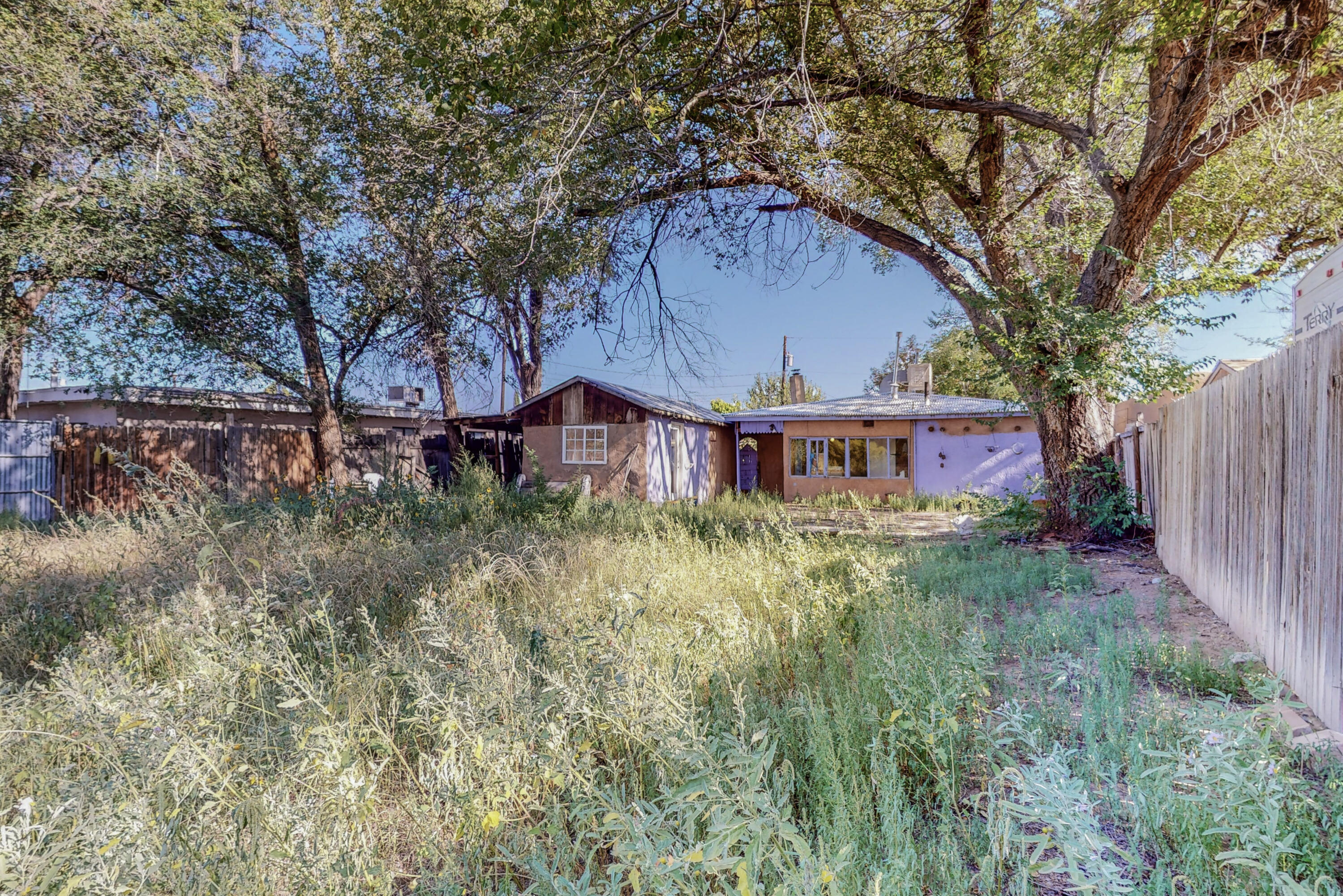 Rosendo Garcia Rd, Albuquerque, NM 87105