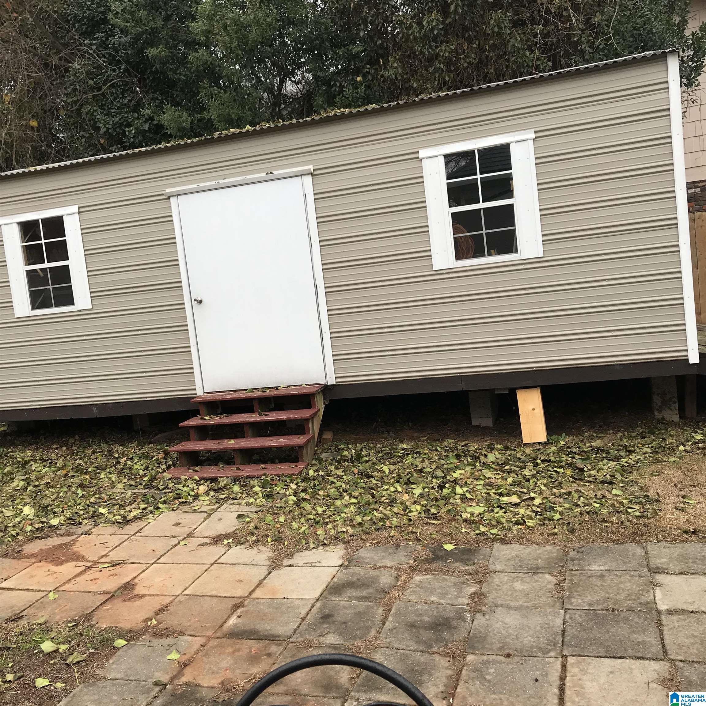 Oak St, Oxford, AL 36203