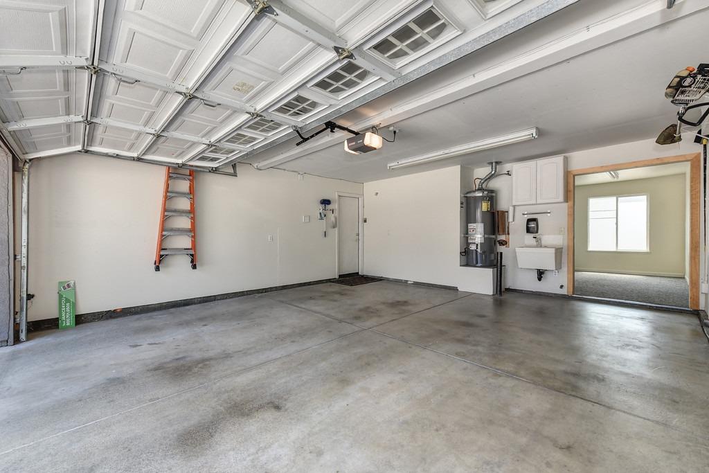 Pebble Trail Ct, Sacramento, CA 95826
