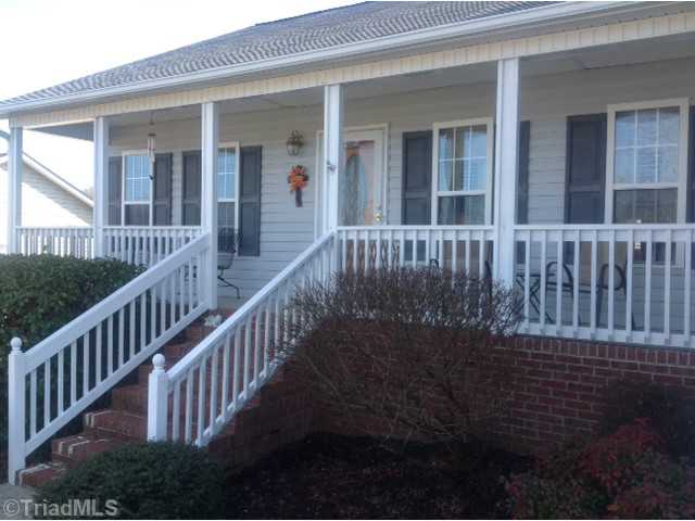Kimberly Ct, Thomasville, NC 27360