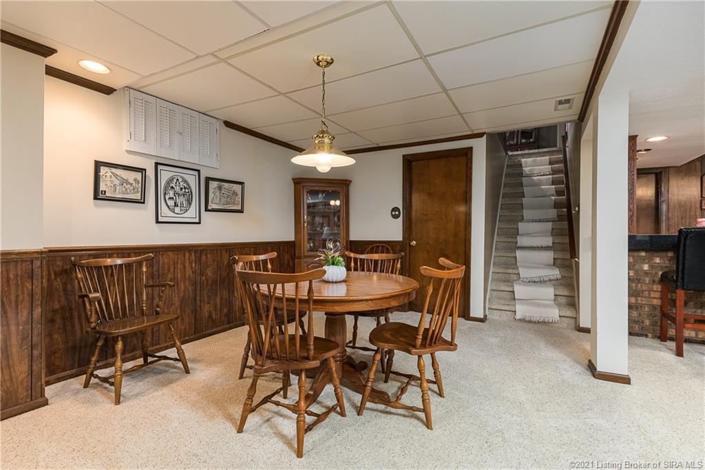 Portage Pl, Jeffersonville, IN 47130
