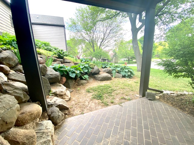 Shady Oak Ct, Janesville, WI 53548