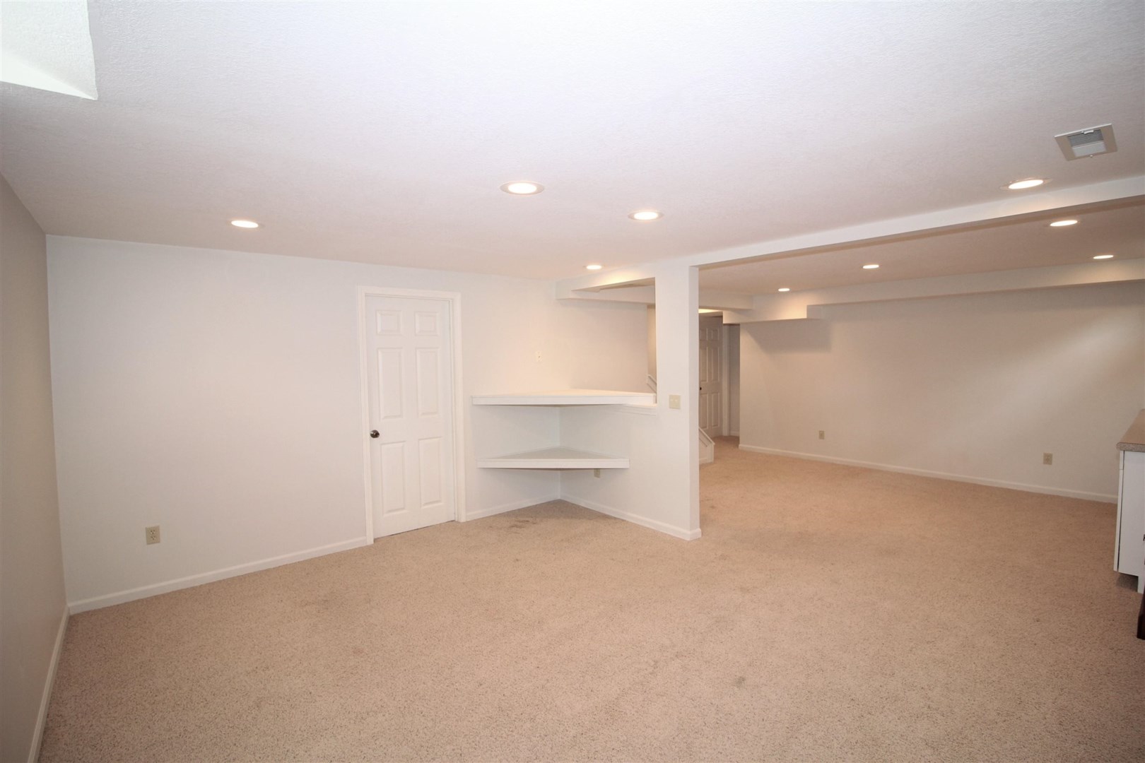 Lofton Way, Fort Wayne, IN 46815