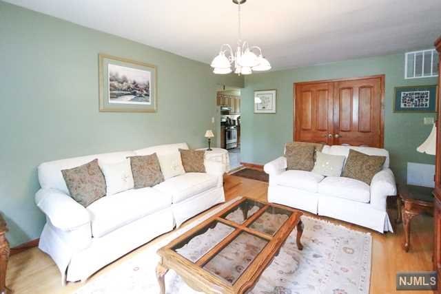 Jonathan Dr, Edison, NJ 08820 #1