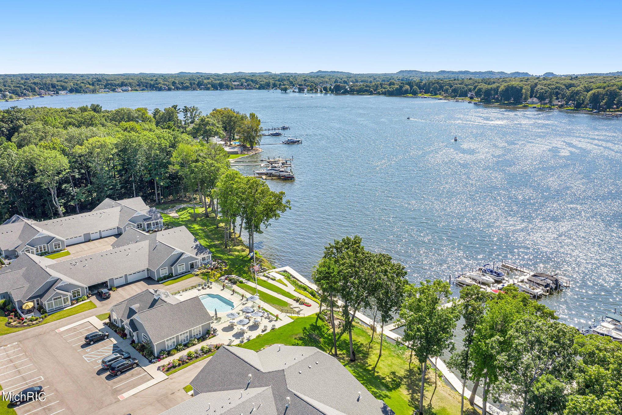 Janes View Dr, Holland, MI 49424