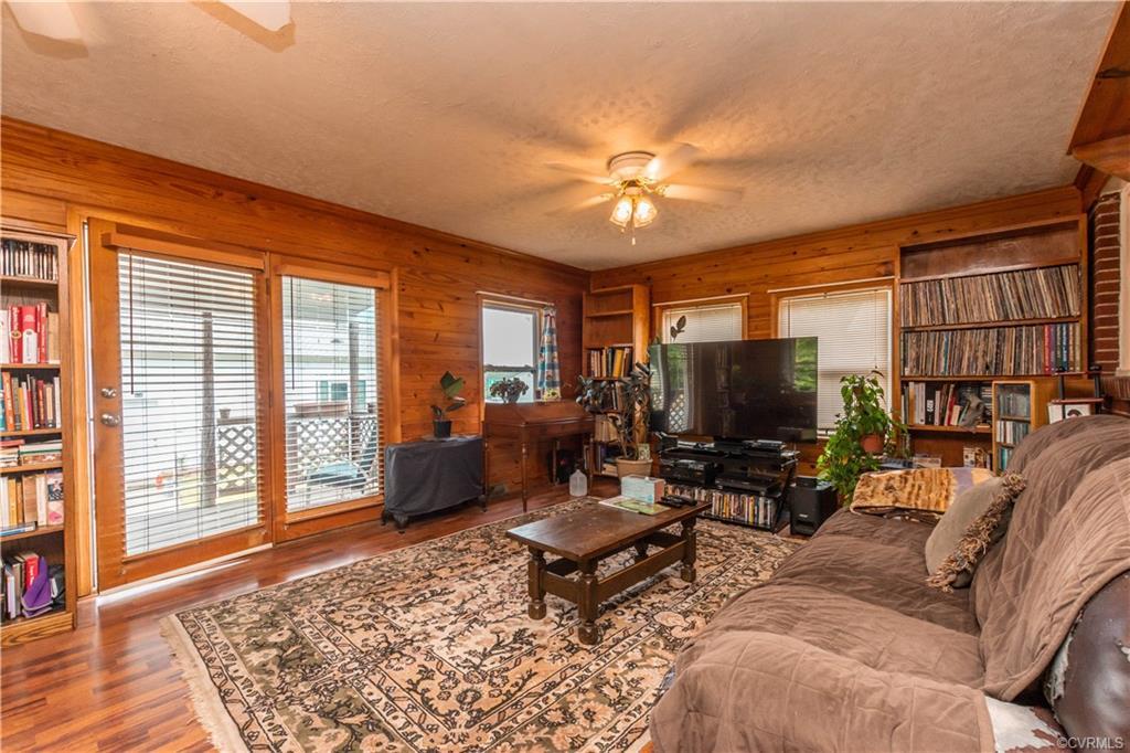 Mac Arthur Ave, Colonial Heights, VA 23834