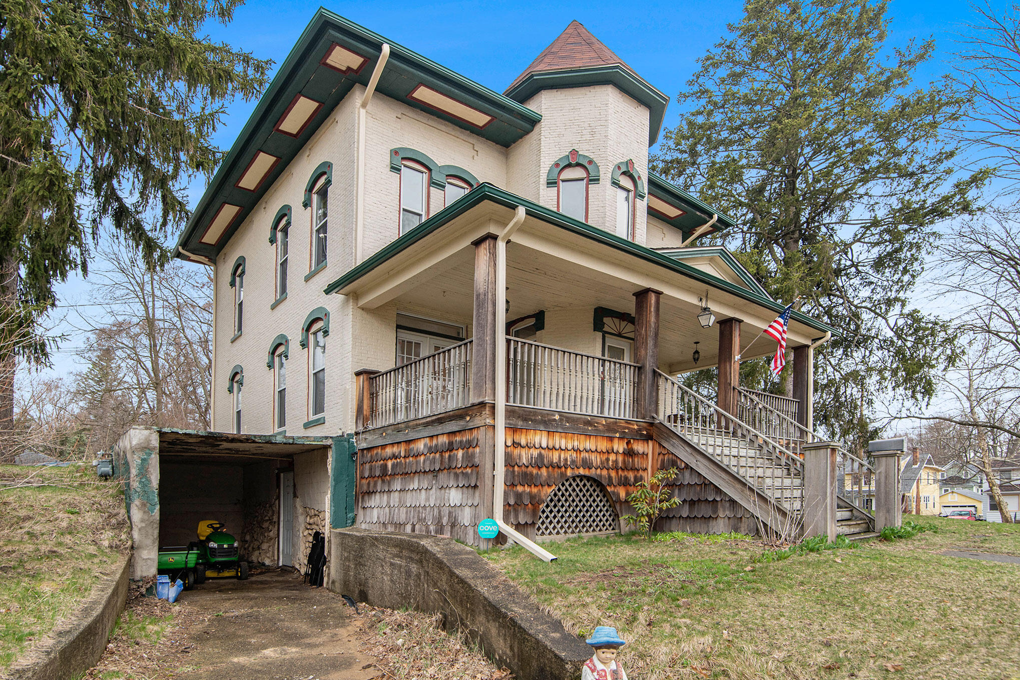 Cedar St, Albion, MI 49224