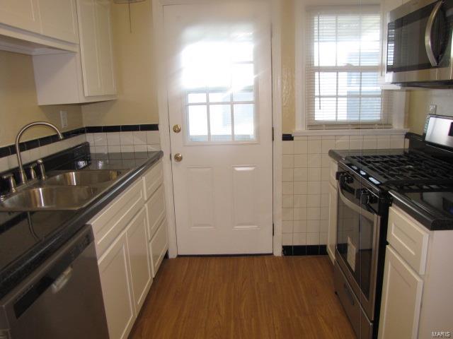 Saint Gregory Ln, Saint Ann, MO 63074
