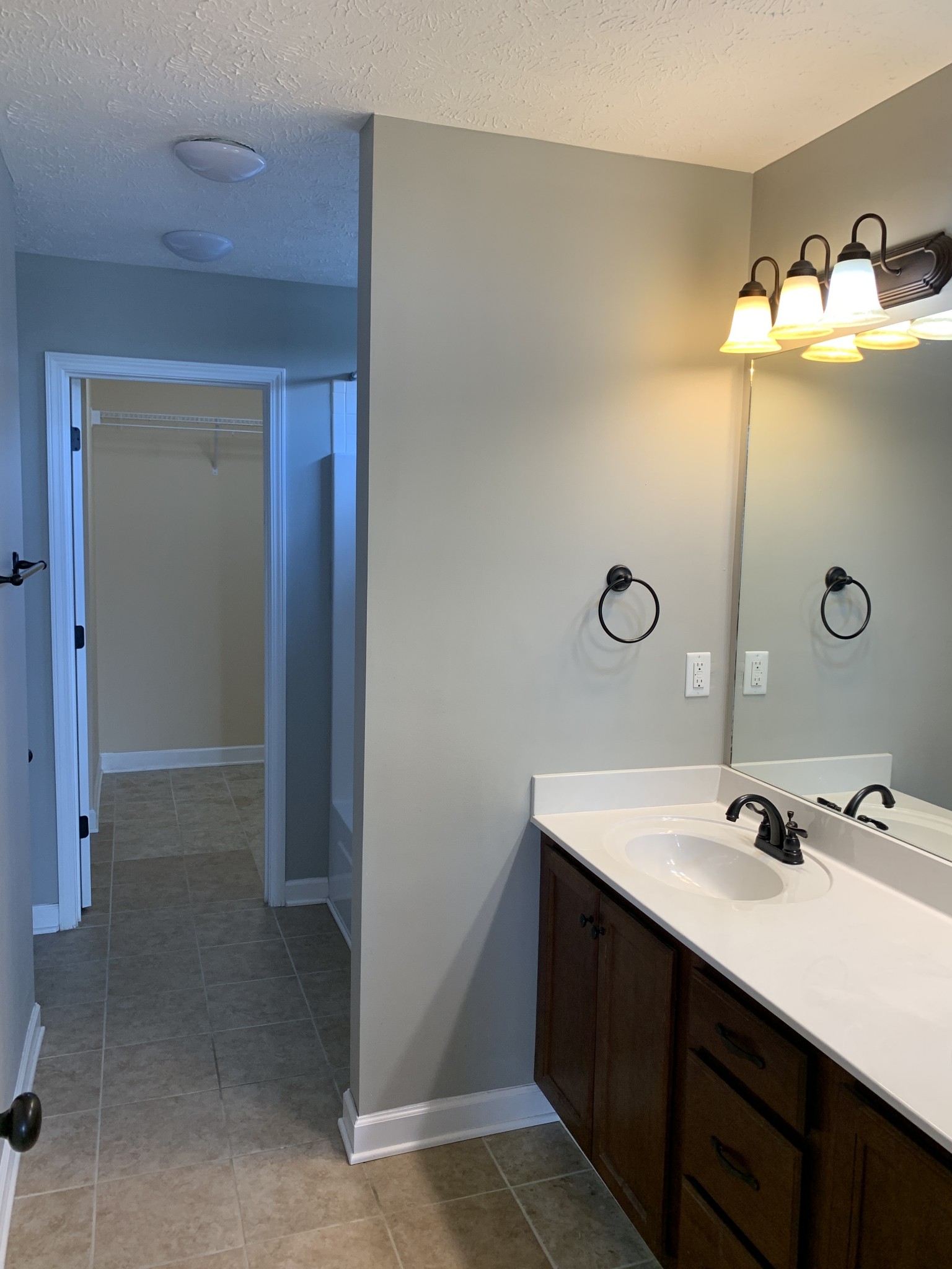 Stratus Dr, Murfreesboro, TN 37127
