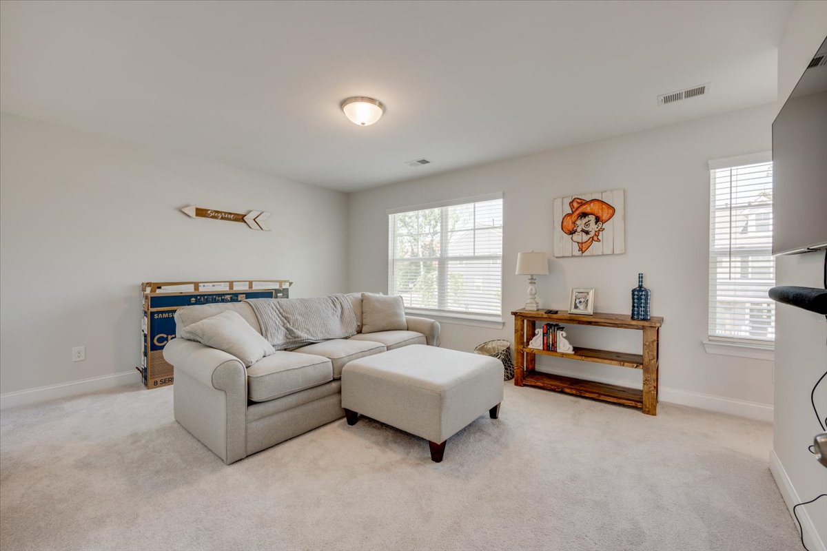 Laurel Village Cir, Belmont, NC 28012