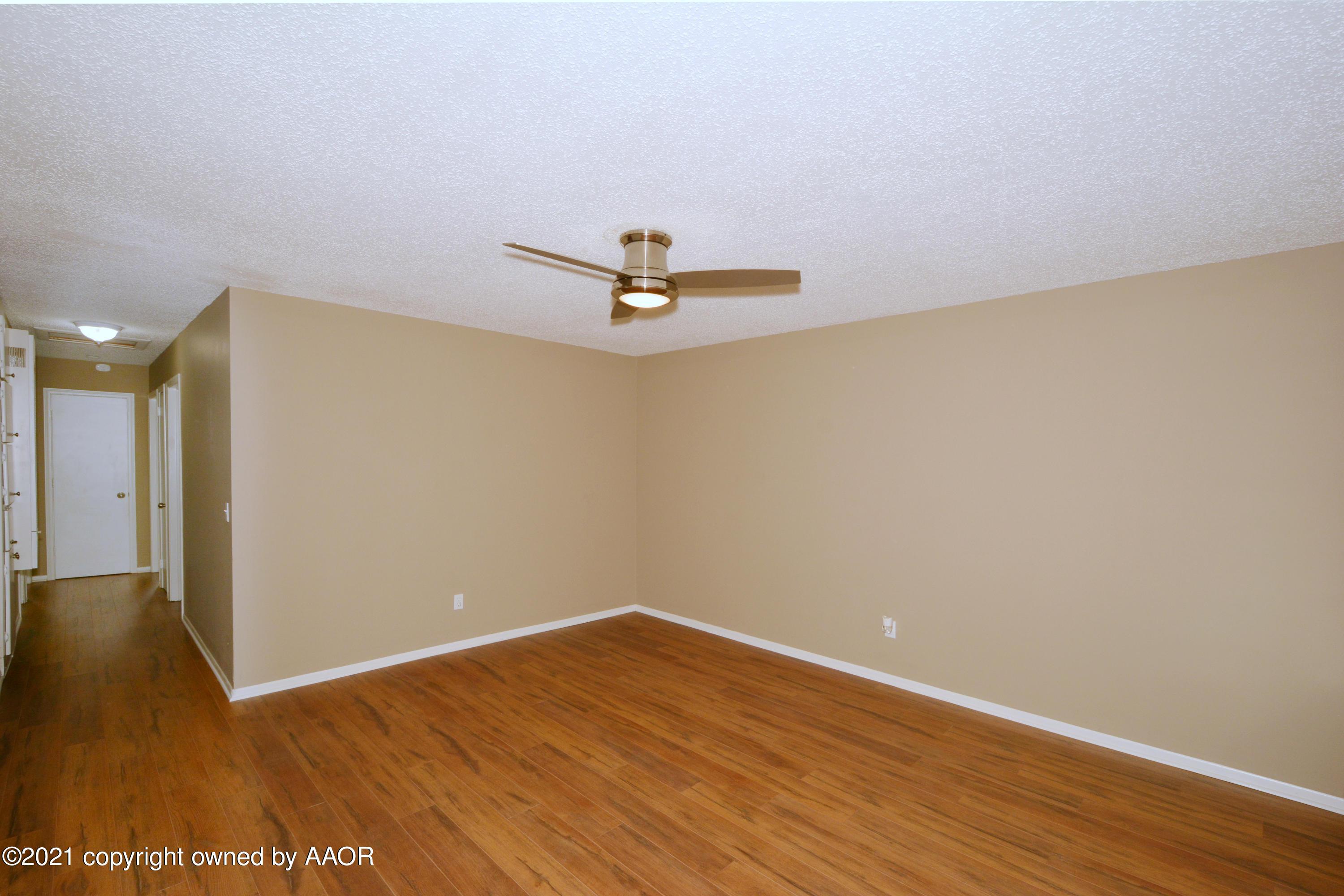 Redwood St, Amarillo, TX 79107
