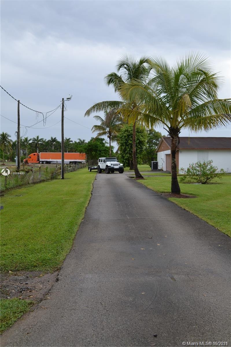 209th Ave, Miami, FL 33187