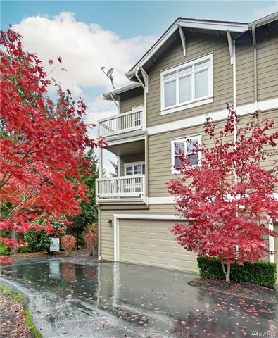 Warren Ave, Snoqualmie, WA 98065