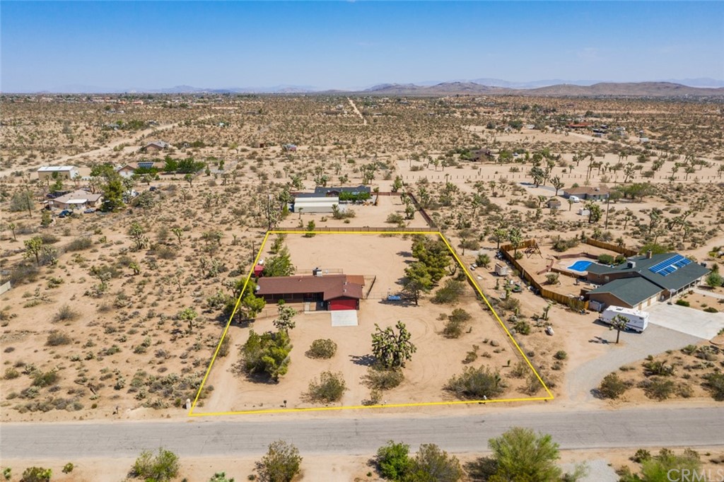 Sunflower Dr, Yucca Valley, CA 92284