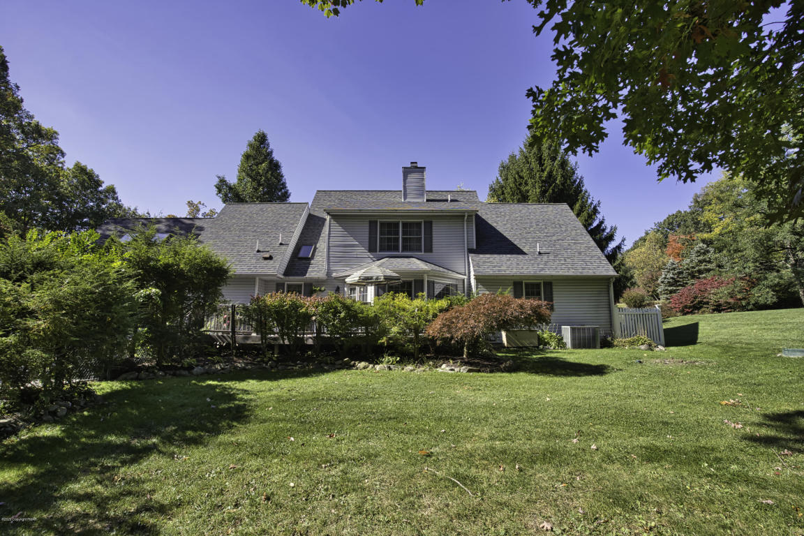 Wyndham Dr, Cresco, PA 18326