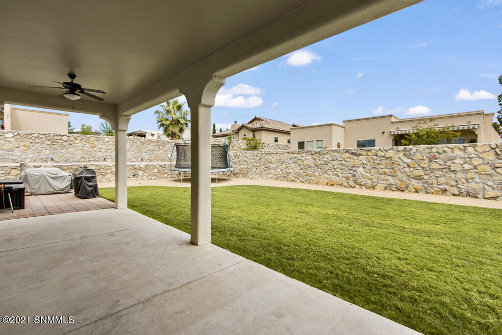Featherstone Dr, Las Cruces, NM 88011 #1