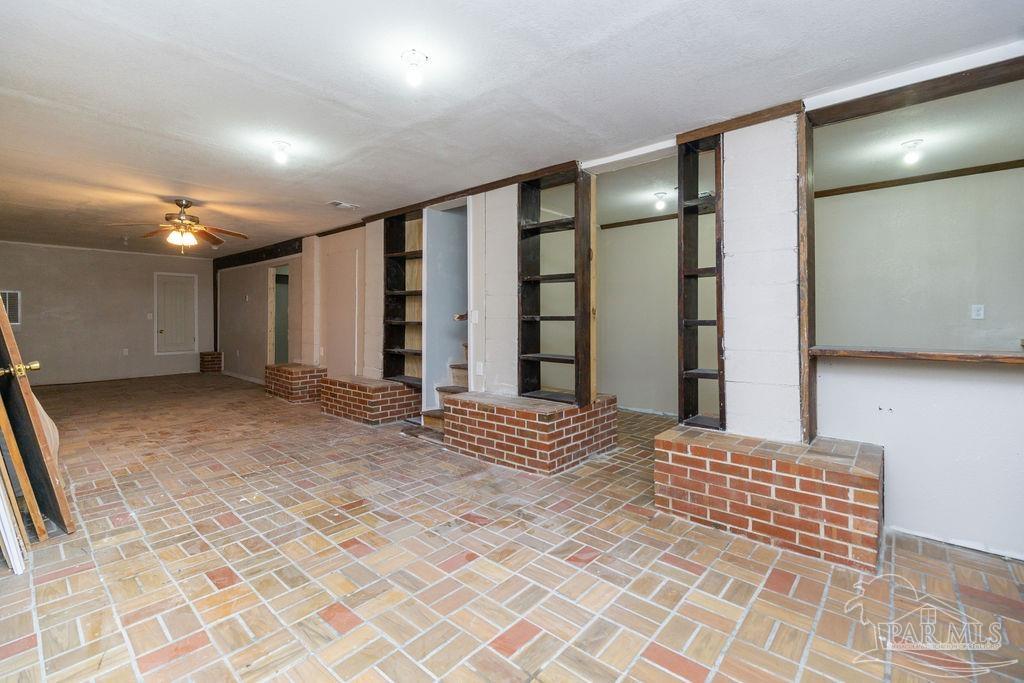 Broyhill Ln, Pensacola, FL 32526