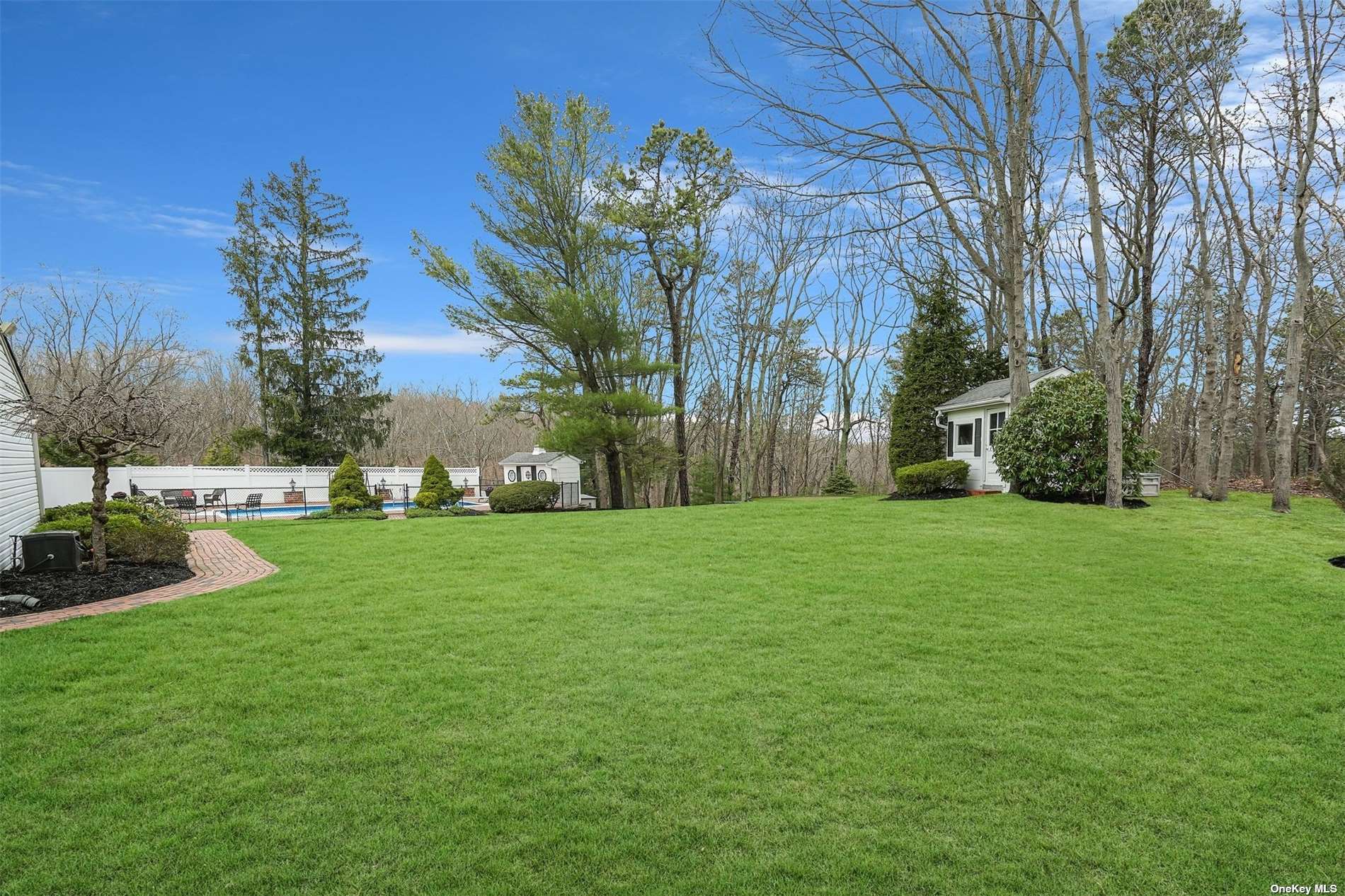 Wichard Blvd, Commack, NY 11725 #1