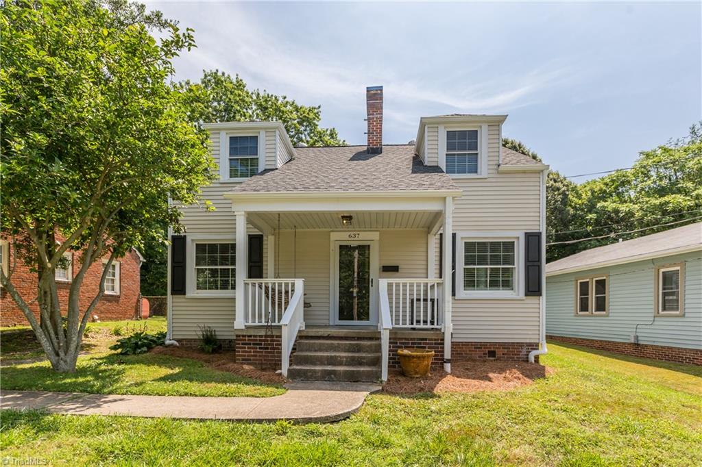 Sunset Dr, Winston Salem, NC 27103