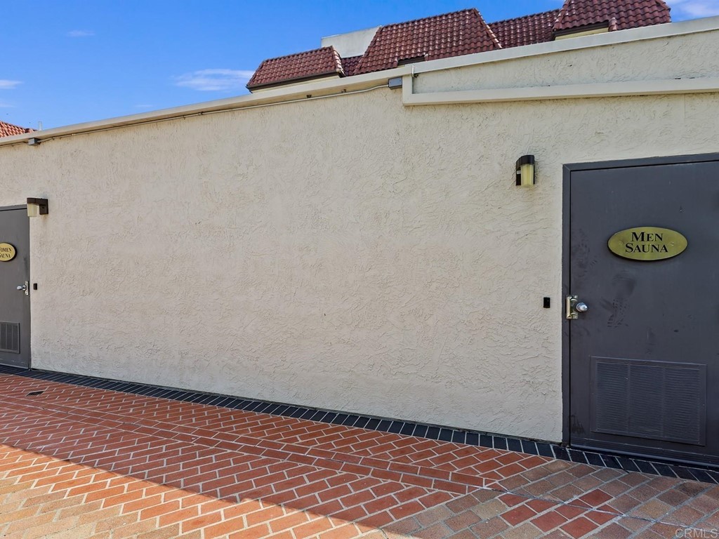 Friars Rd, San Diego, CA 92110