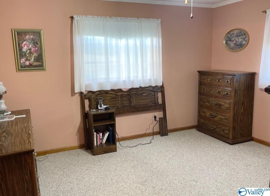 Tabor Rd, Gadsden, AL 35904