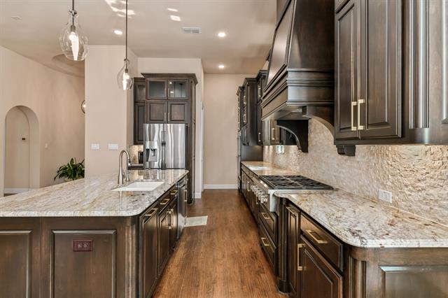 Clarendon Ct, Prosper, TX 75078