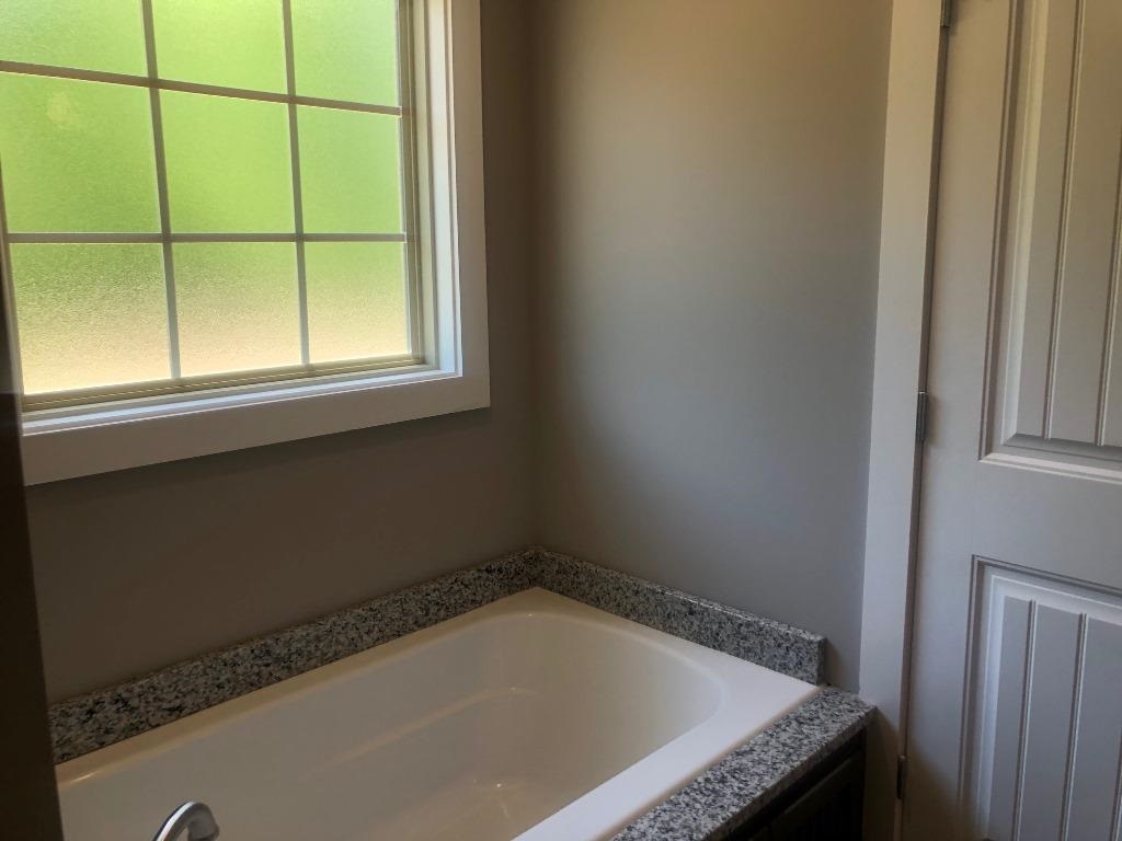 Meador Port Oliver Rd, Scottsville, KY 42164