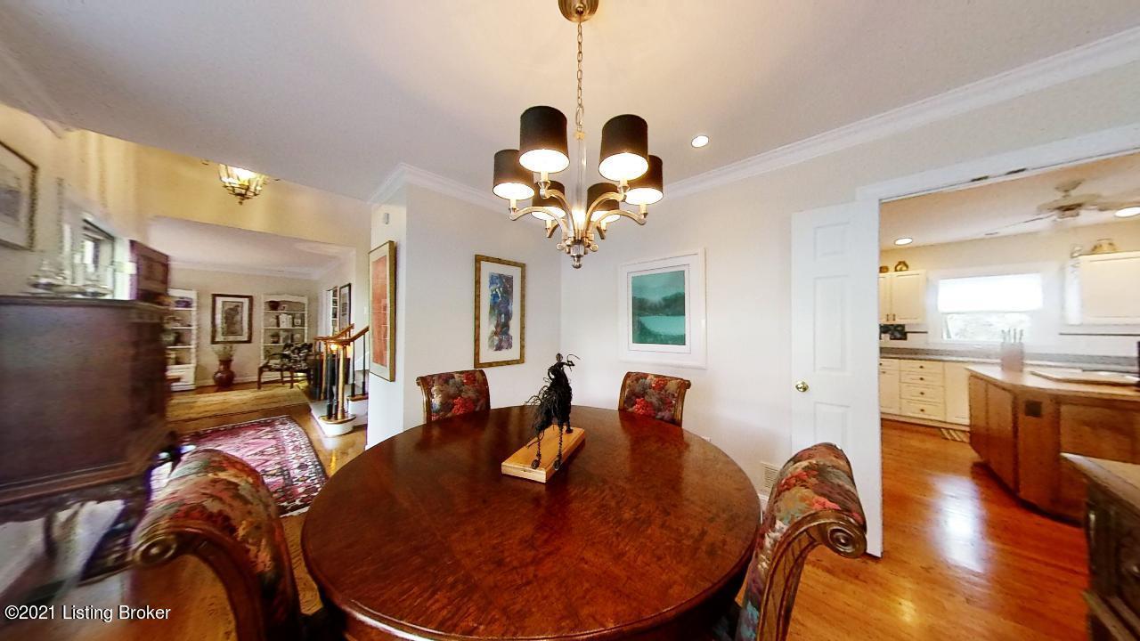 Exchange Ave, Louisville, KY 40207
