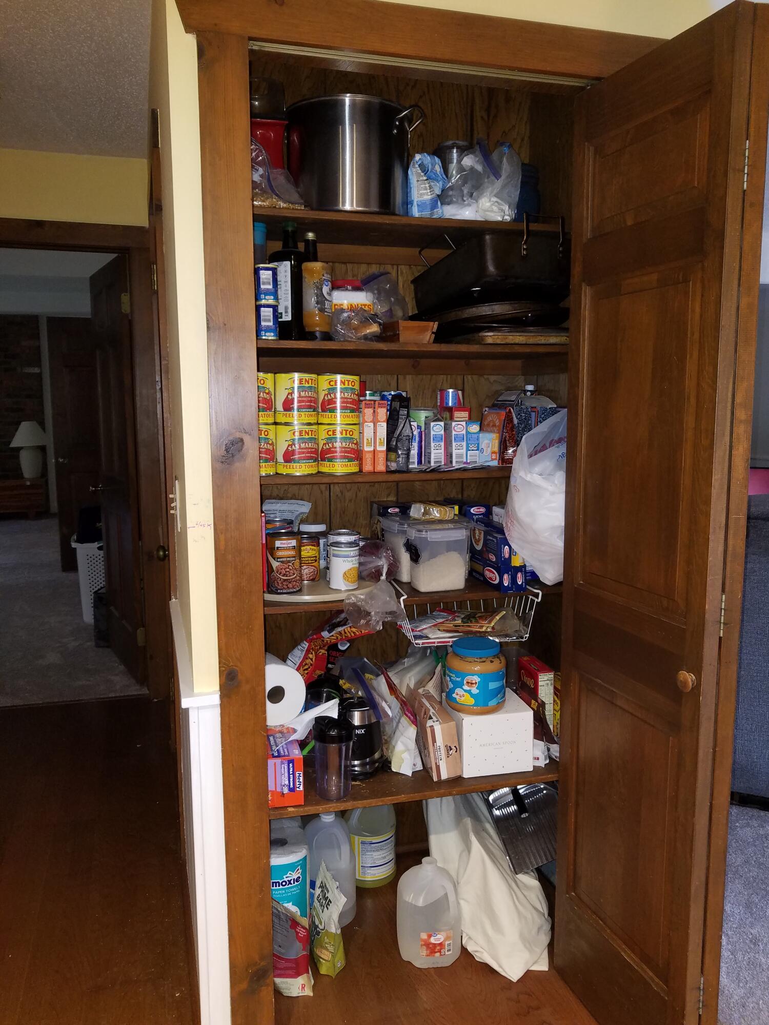 Timberly Ln, Gaylord, MI 49735
