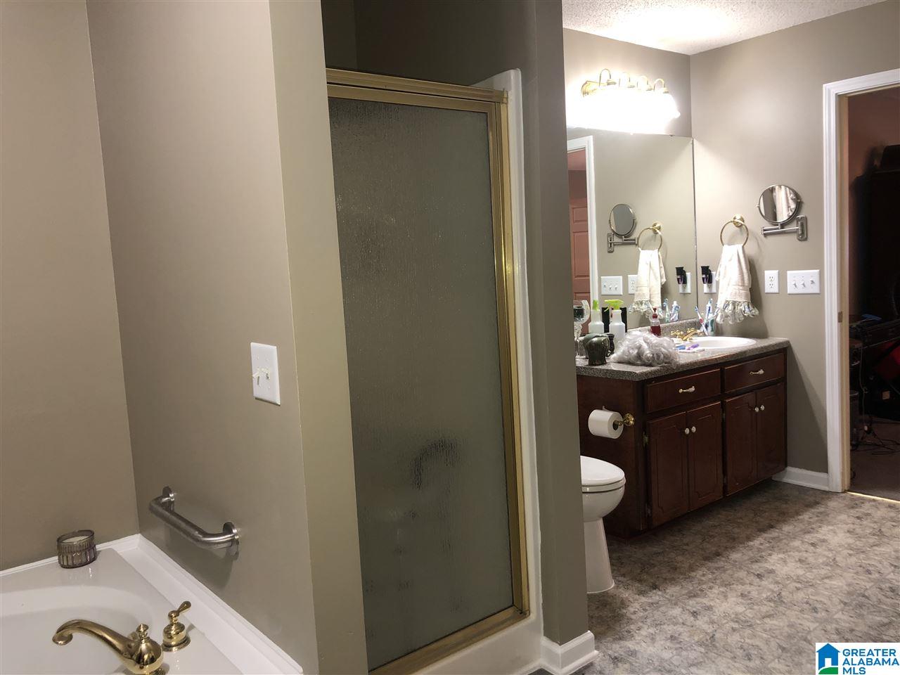 Camryn Cir, Anniston, AL 36207