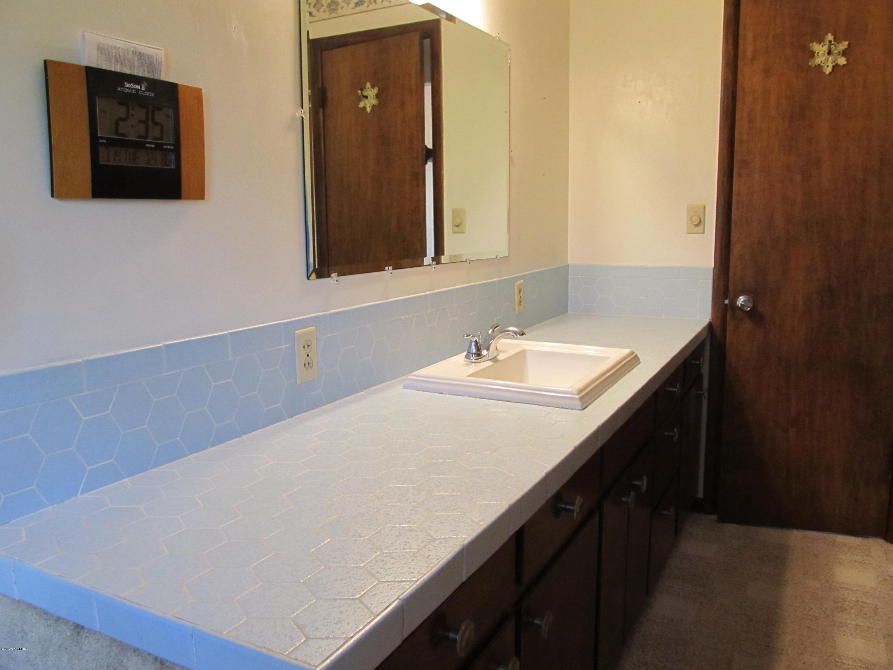 72nd Ave, Zeeland, MI 49464