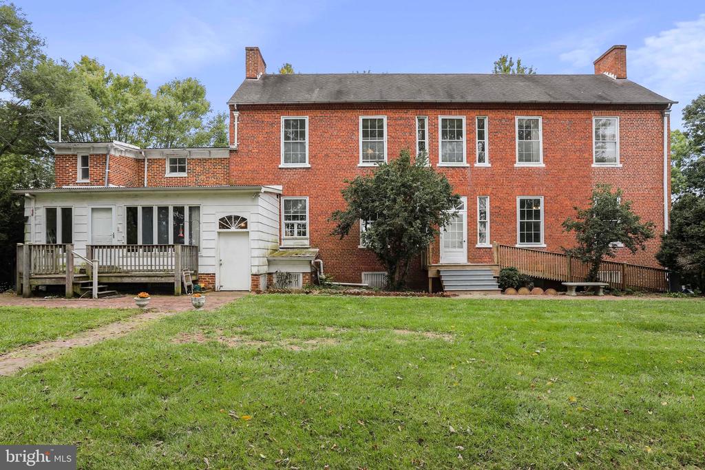 Coldwell Banker Global Luxury Martinsburg, WV