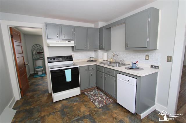 Oakwood St, Monroe, MI 48162 #1
