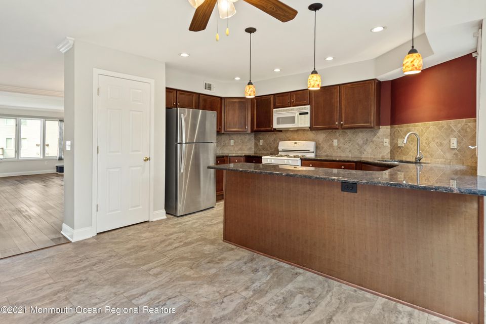 Mimosa Ct, Toms River, NJ 08753