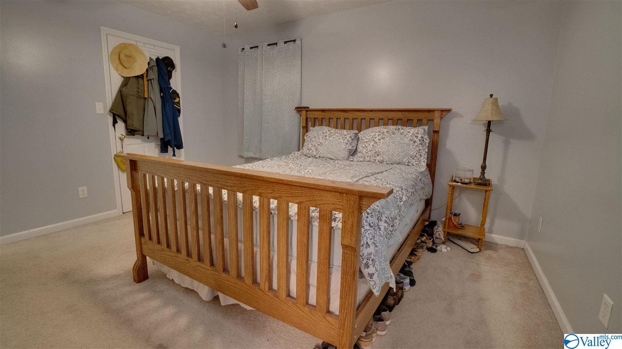Stewart Ave, Attalla, AL 35954