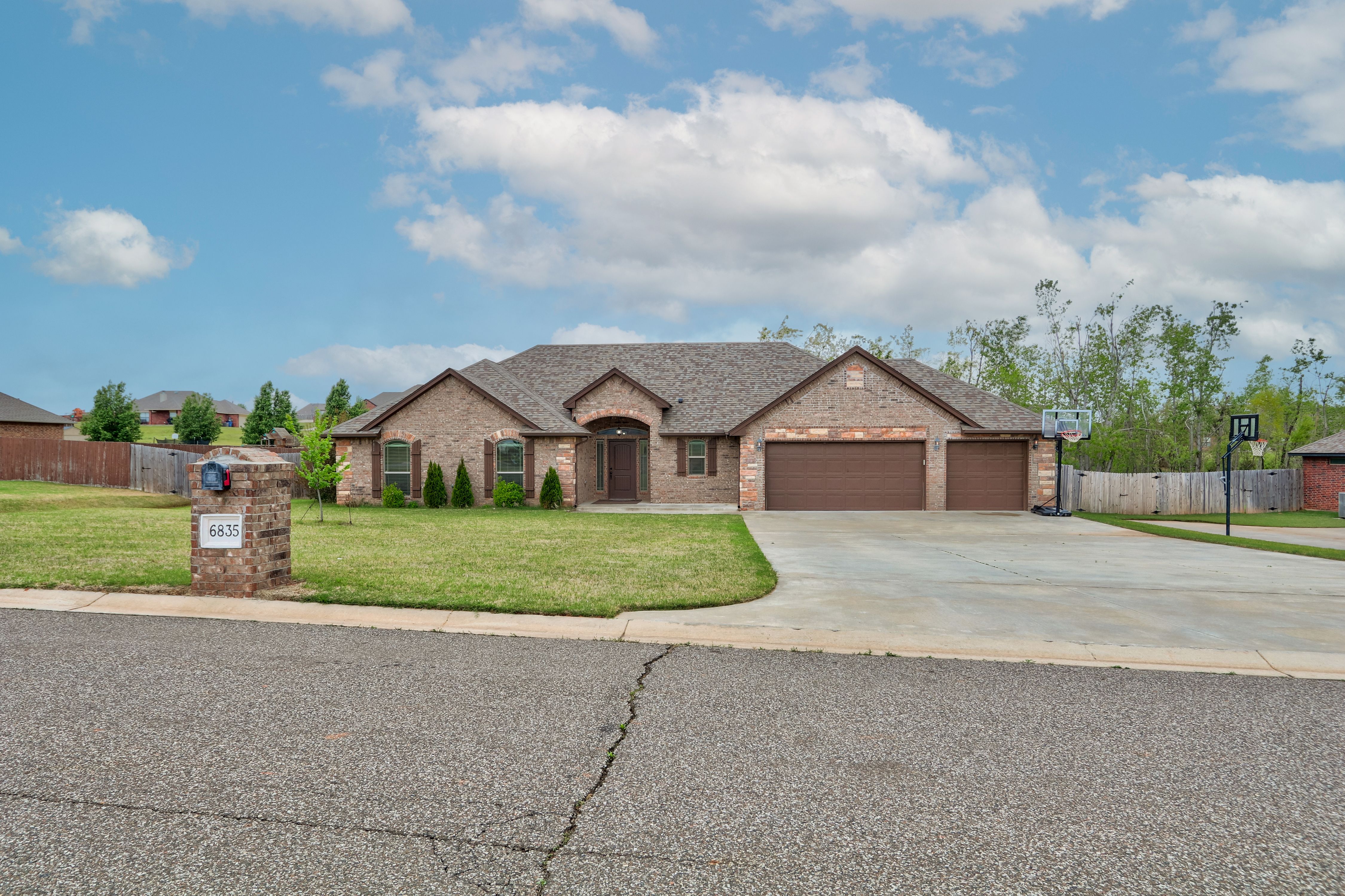 Mint Julep Ln, Guthrie, OK 73044