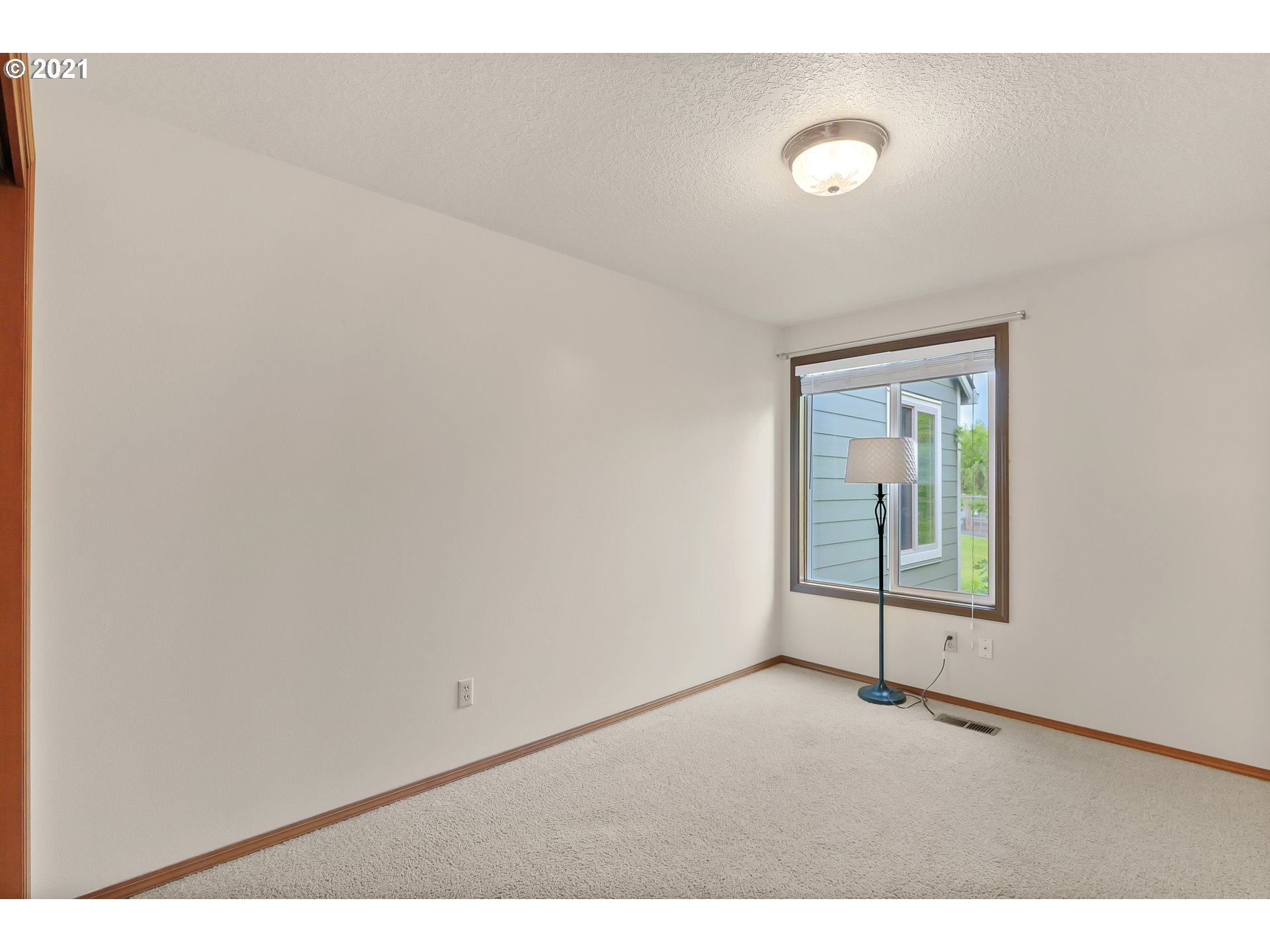 Rosa Dr, Beaverton, OR 97078