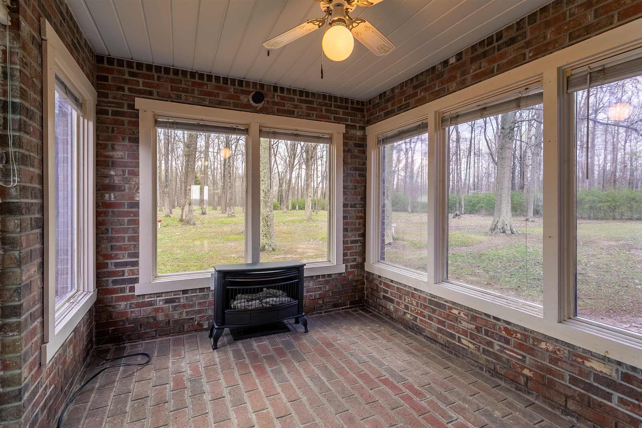 Wilson Ln, Tennyson, IN 47637