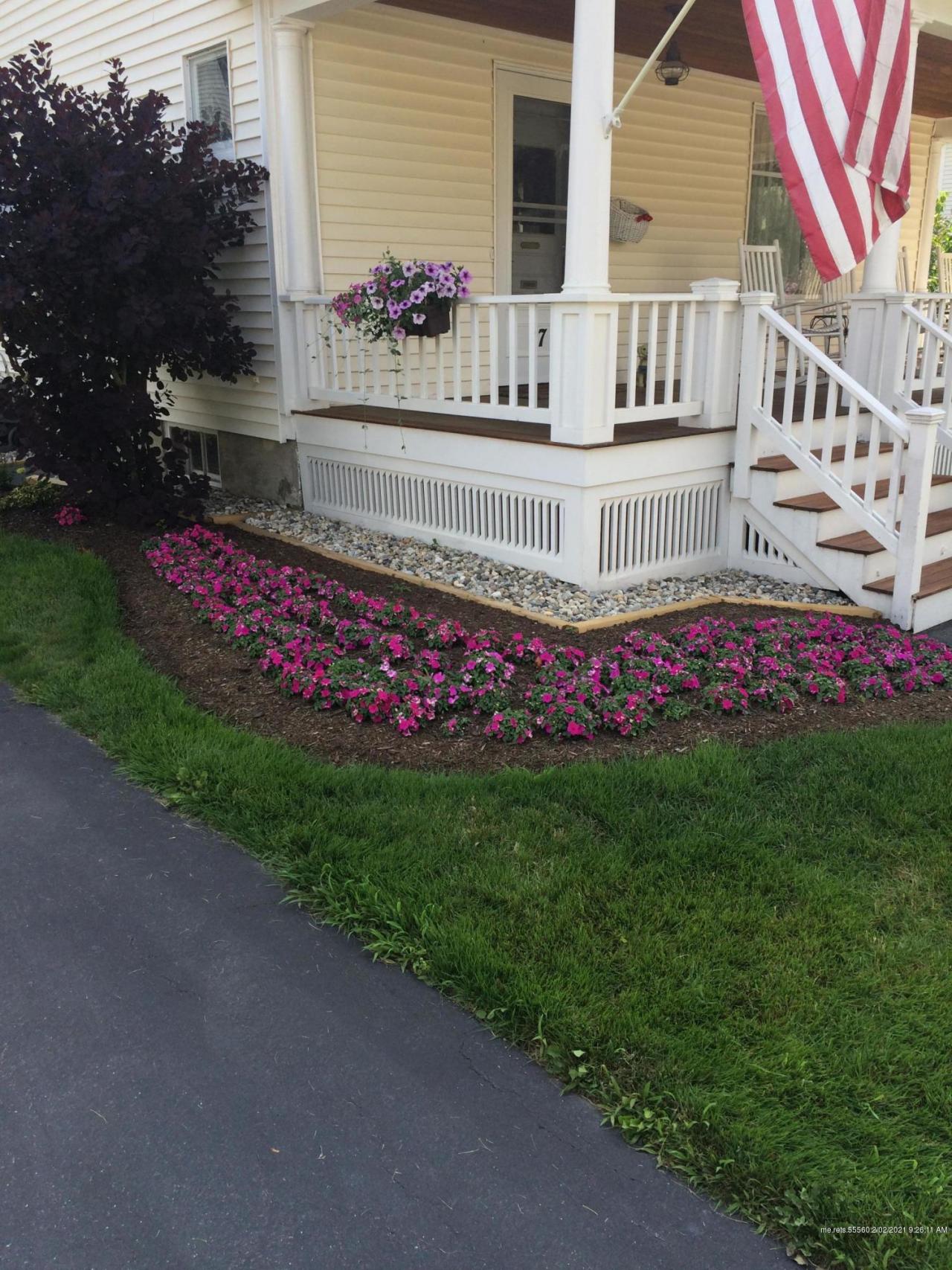 Grove St, Brewer, ME 04412
