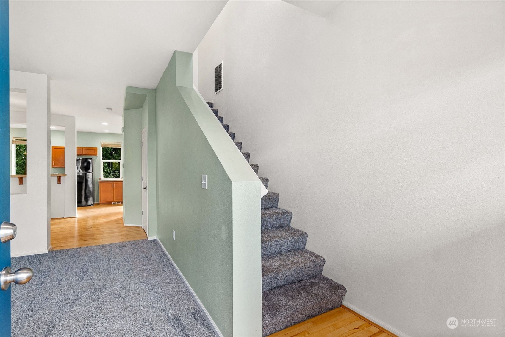 Ebbets Dr, Tumwater, WA 98512