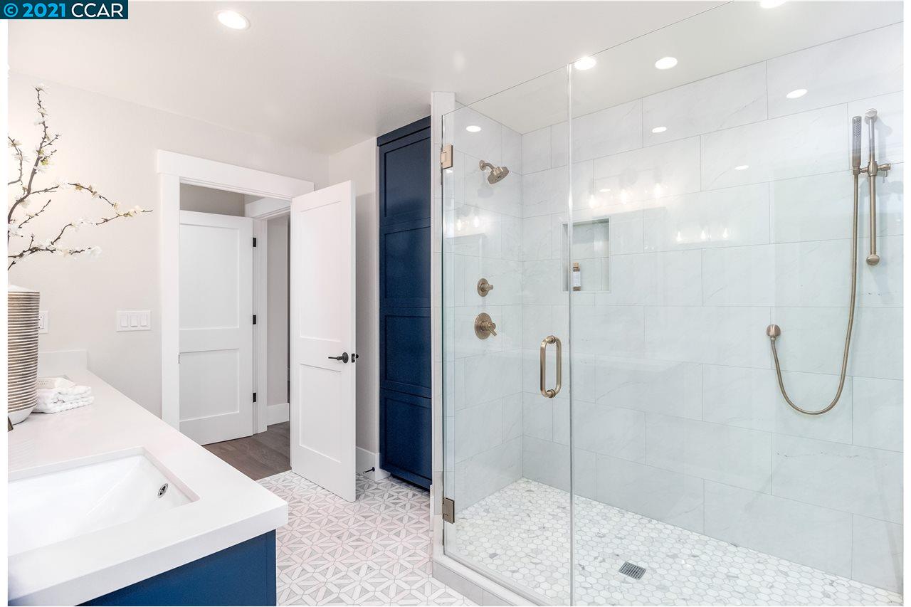 Hobby Ct, Concord, CA 94518